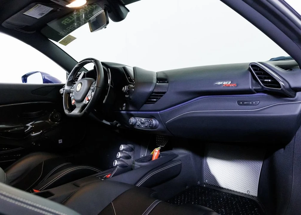 2020 Ferrari 488 Pista - Image 23 of 31