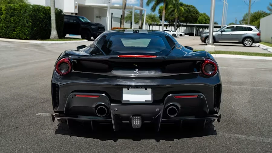 2020 Ferrari 488 Pista - Image 5 of 30
