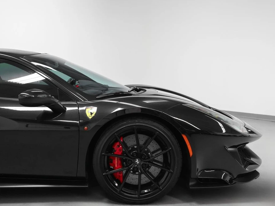 2020 Ferrari 488 Pista - Image 15 of 31