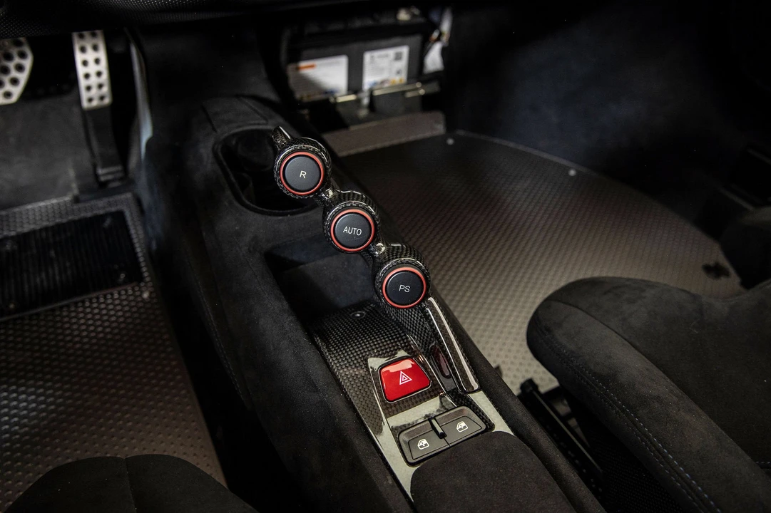 2020 Ferrari 488 Pista - Image 14 of 31