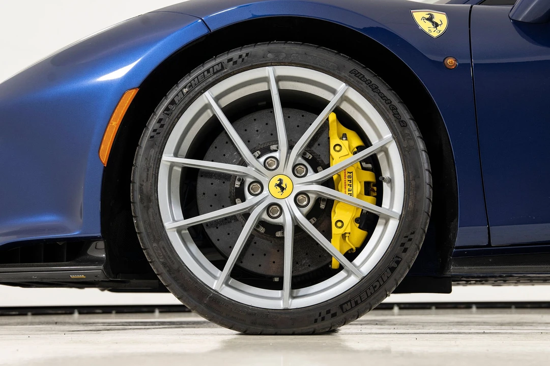2020 Ferrari 488 Pista - Image 17 of 31