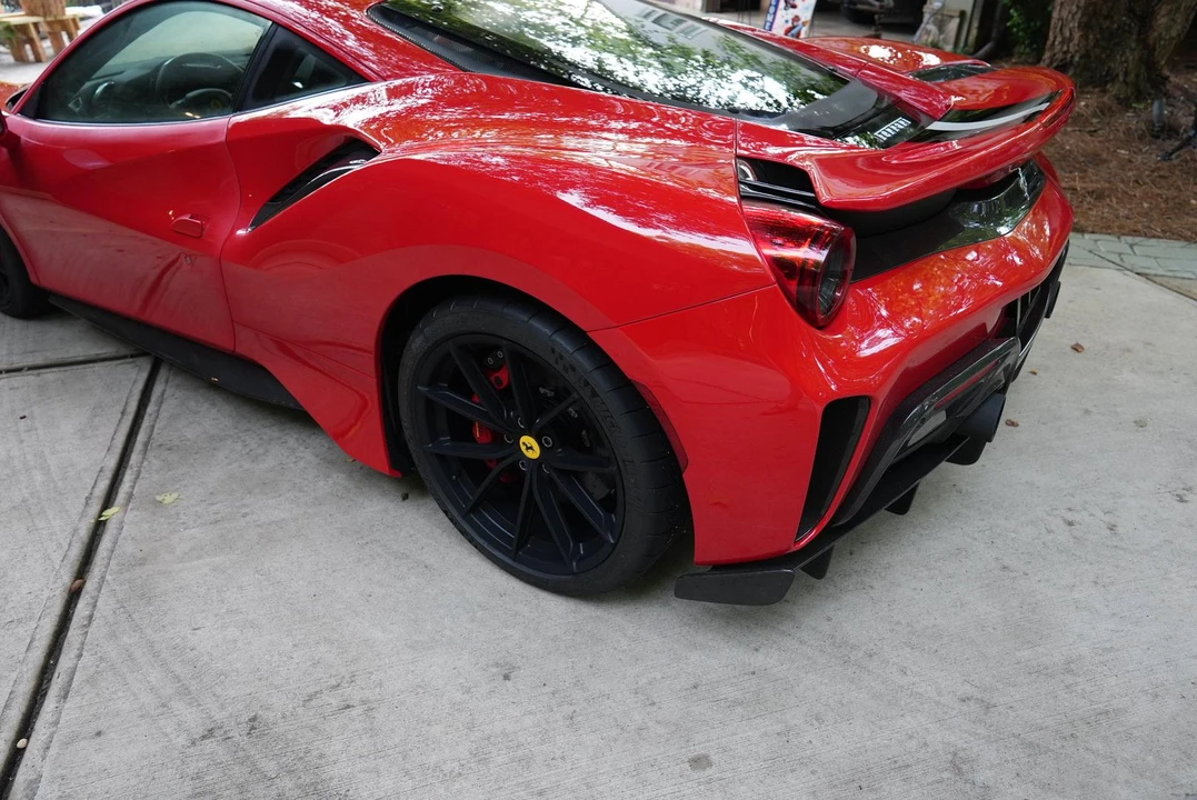2020 Ferrari 488 Pista - Image 8 of 31