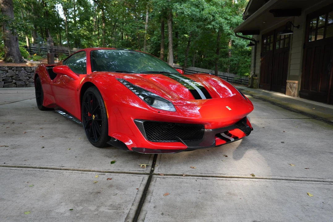 2020 Ferrari 488 Pista - Image 19 of 31
