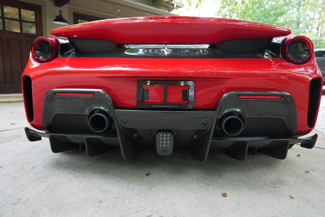 2020 Ferrari 488 Pista - Image 10 of 31