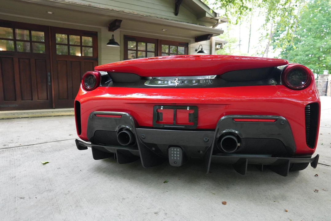 2020 Ferrari 488 Pista - Image 13 of 31