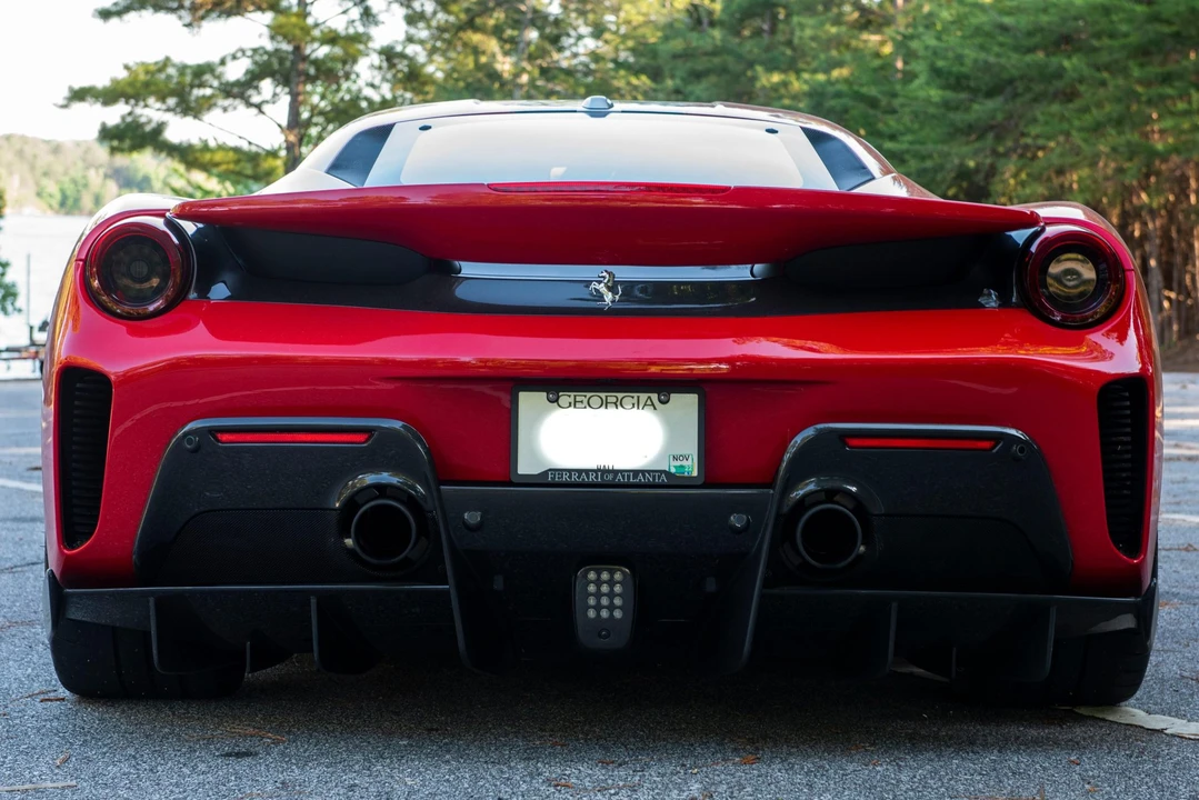 2020 Ferrari 488 Pista - Image 11 of 31