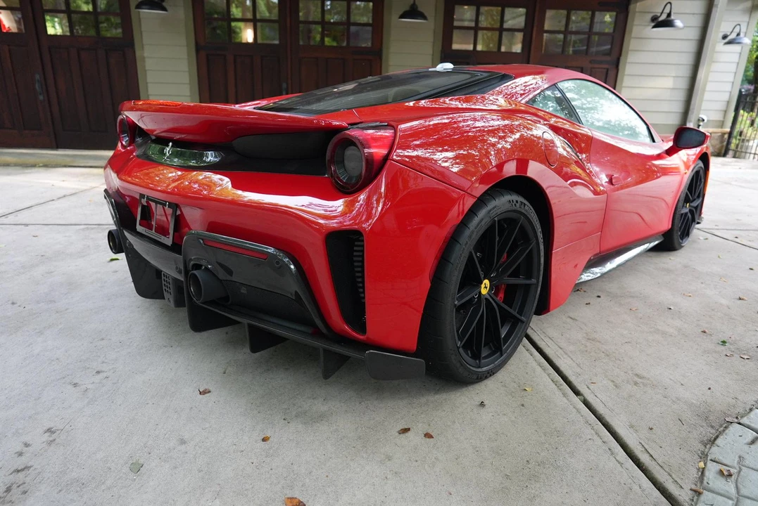 2020 Ferrari 488 Pista - Image 14 of 31