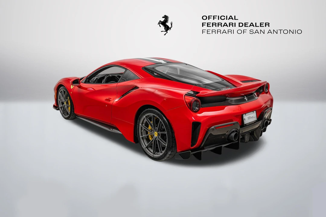 2020 Ferrari 488 Pista - Image 13 of 31