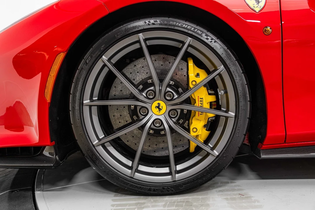 2020 Ferrari 488 Pista - Image 14 of 31