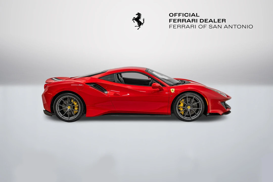 2020 Ferrari 488 Pista - Image 9 of 31