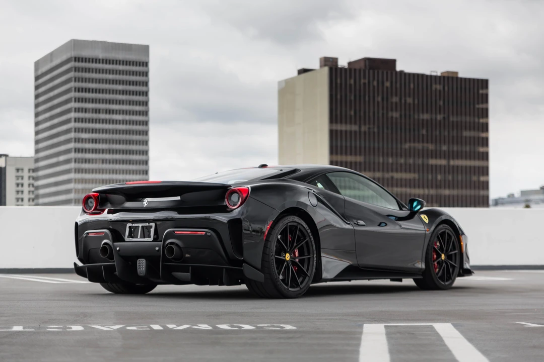 2020 Ferrari 488 Pista - Image 12 of 31