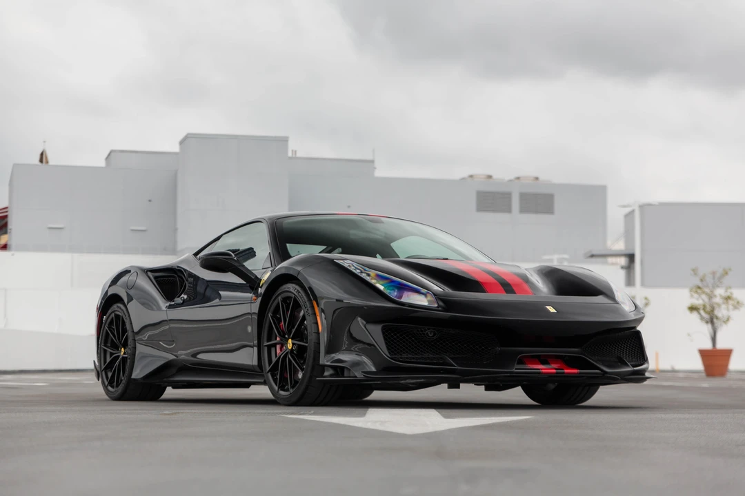 2020 Ferrari 488 Pista - Image 14 of 31