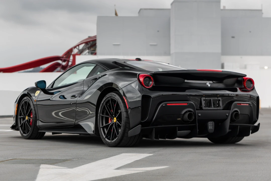 2020 Ferrari 488 Pista - Image 4 of 31