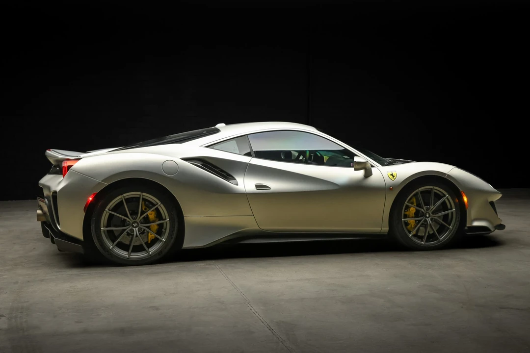 2020 Ferrari 488 Pista - Image 29 of 31