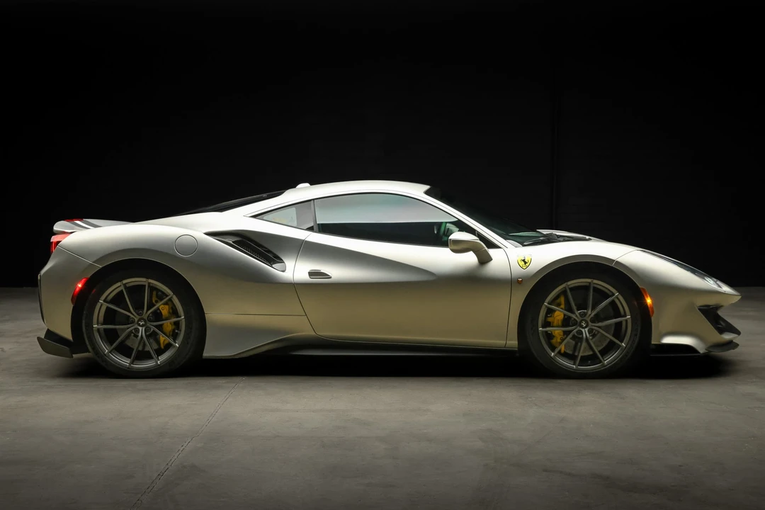 2020 Ferrari 488 Pista - Image 28 of 31