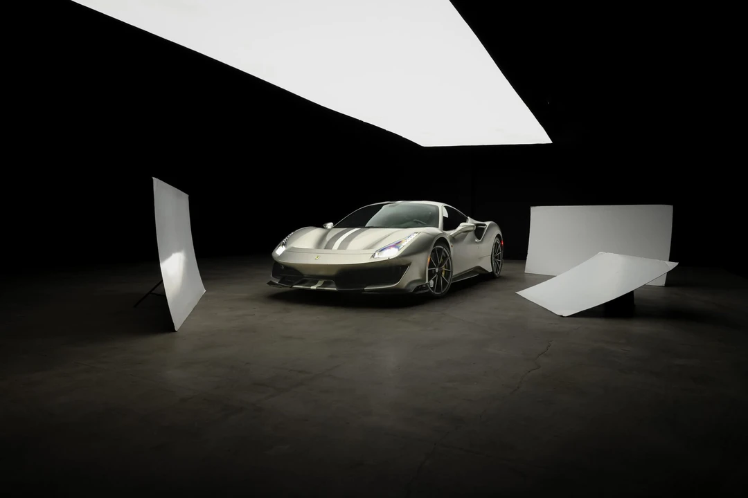 2020 Ferrari 488 Pista - Image 17 of 31