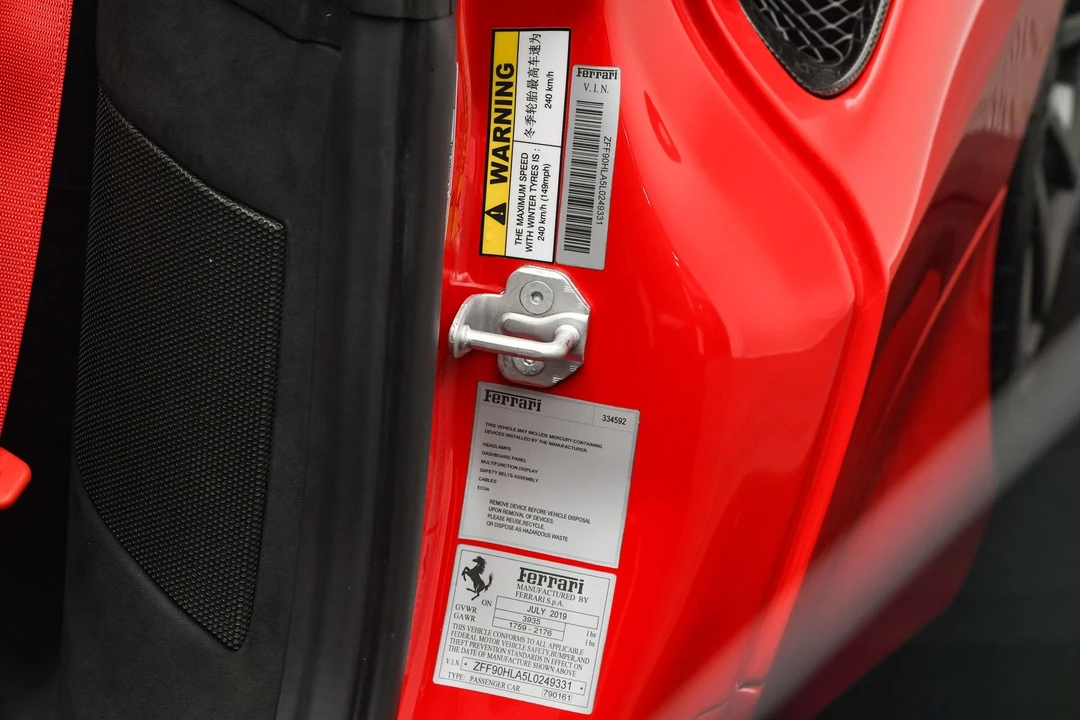 2020 Ferrari 488 Pista - Image 22 of 31