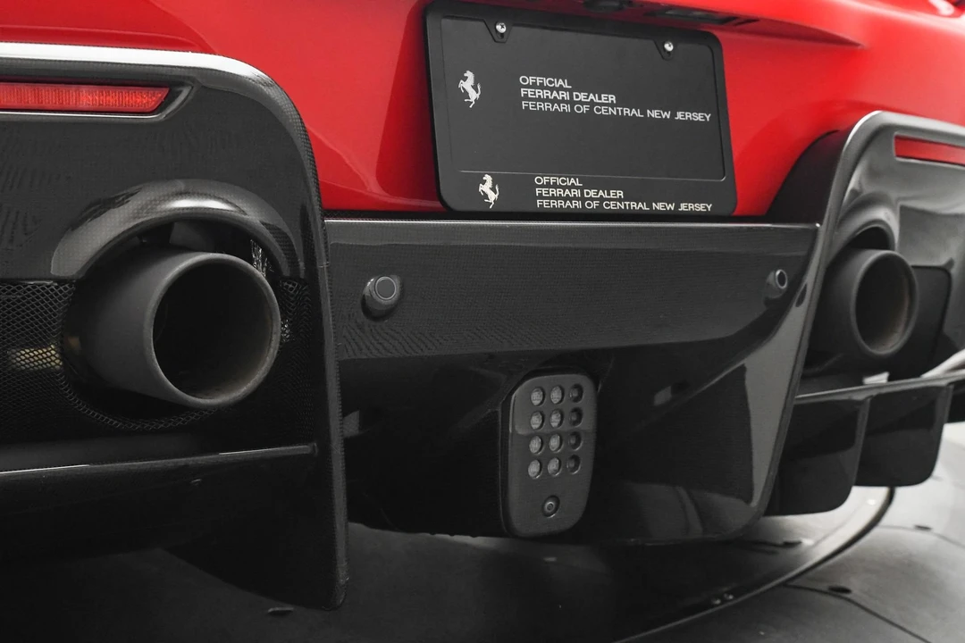 2020 Ferrari 488 Pista - Image 11 of 31