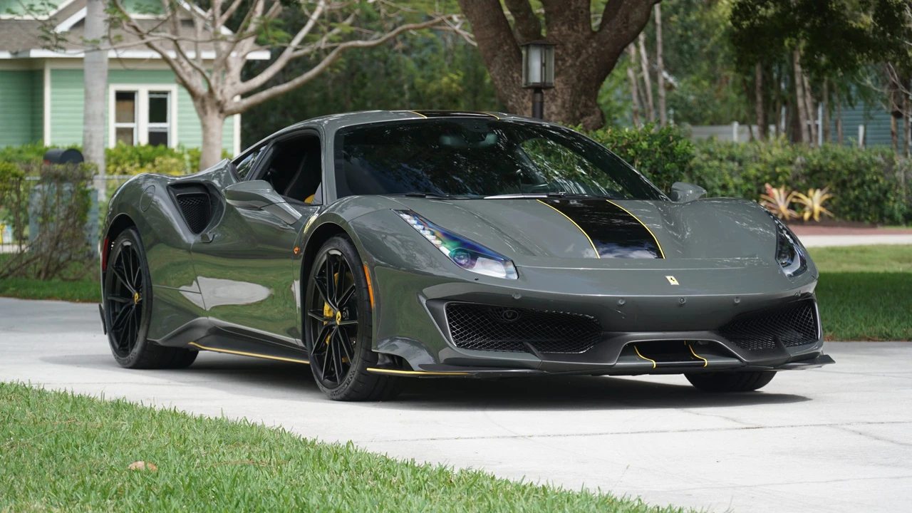 2020 Ferrari 488 Pista - Image 20 of 31