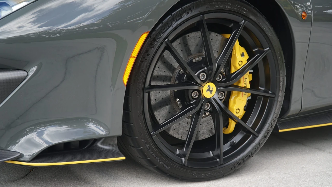 2020 Ferrari 488 Pista - Image 26 of 31