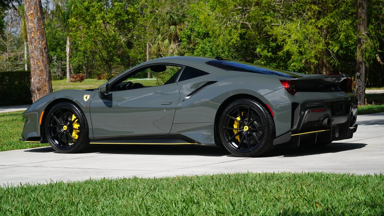 2020 Ferrari 488 Pista - Image 7 of 31