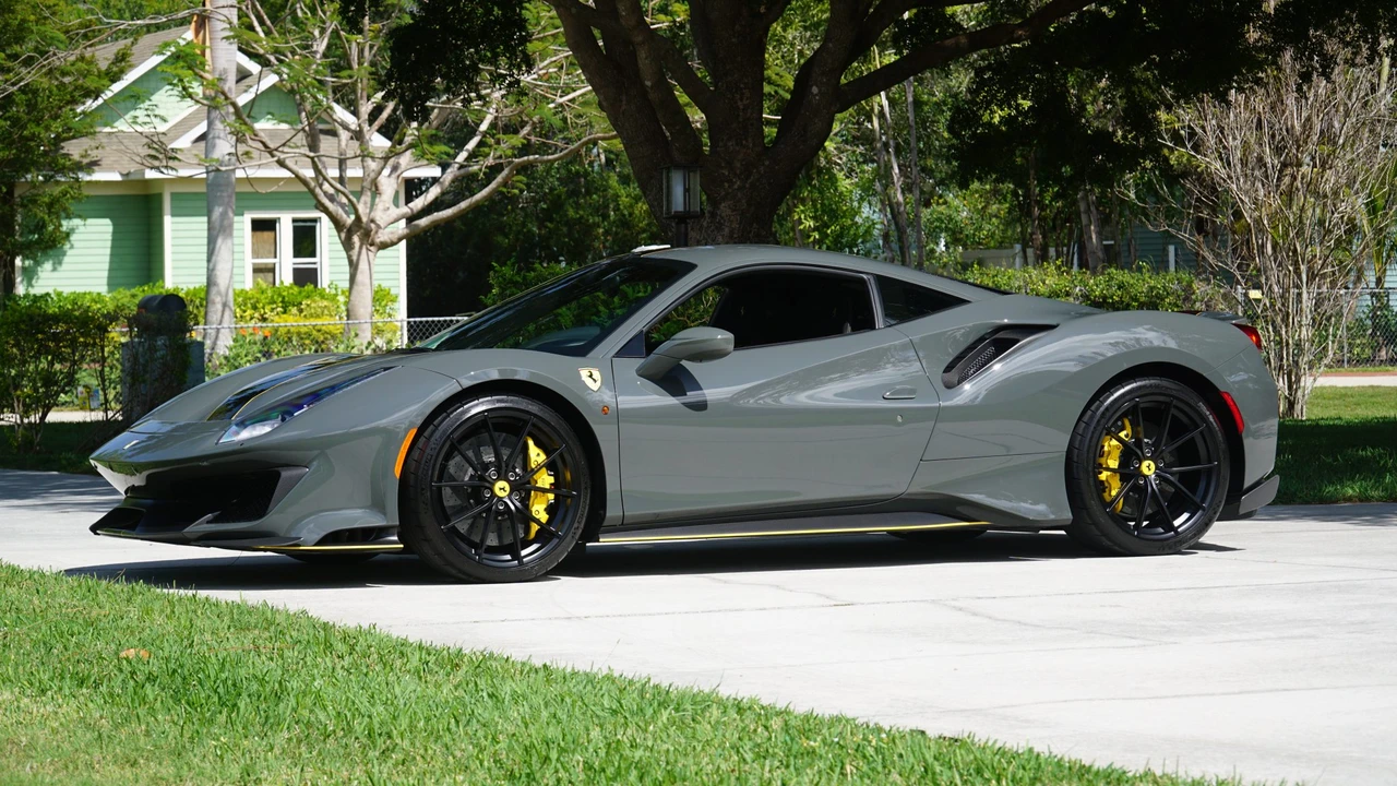 2020 Ferrari 488 Pista - Image 4 of 31