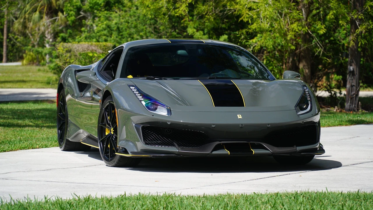 2020 Ferrari 488 Pista - Image 21 of 31