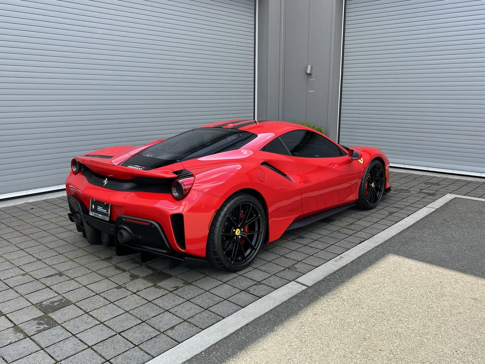 2020 Ferrari 488 Pista - Image 6 of 31