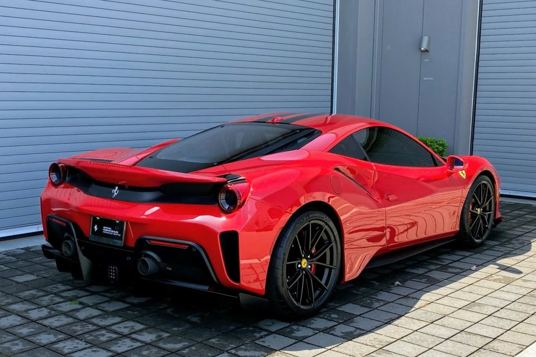 2020 Ferrari 488 Pista - Image 7 of 31
