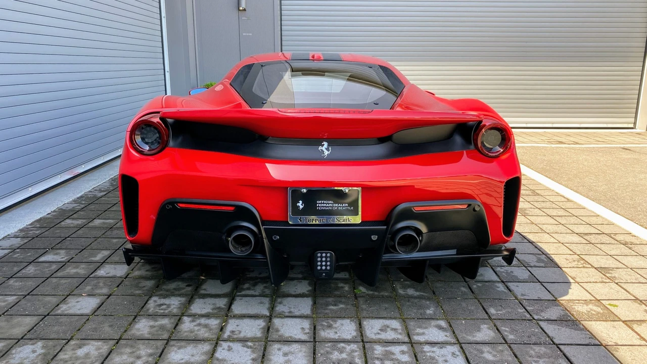 2020 Ferrari 488 Pista - Image 5 of 31
