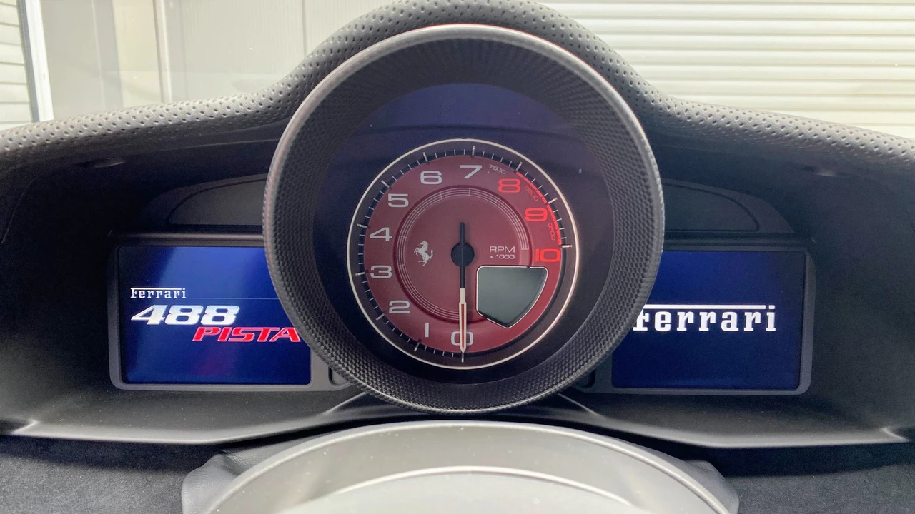 2020 Ferrari 488 Pista - Image 27 of 31