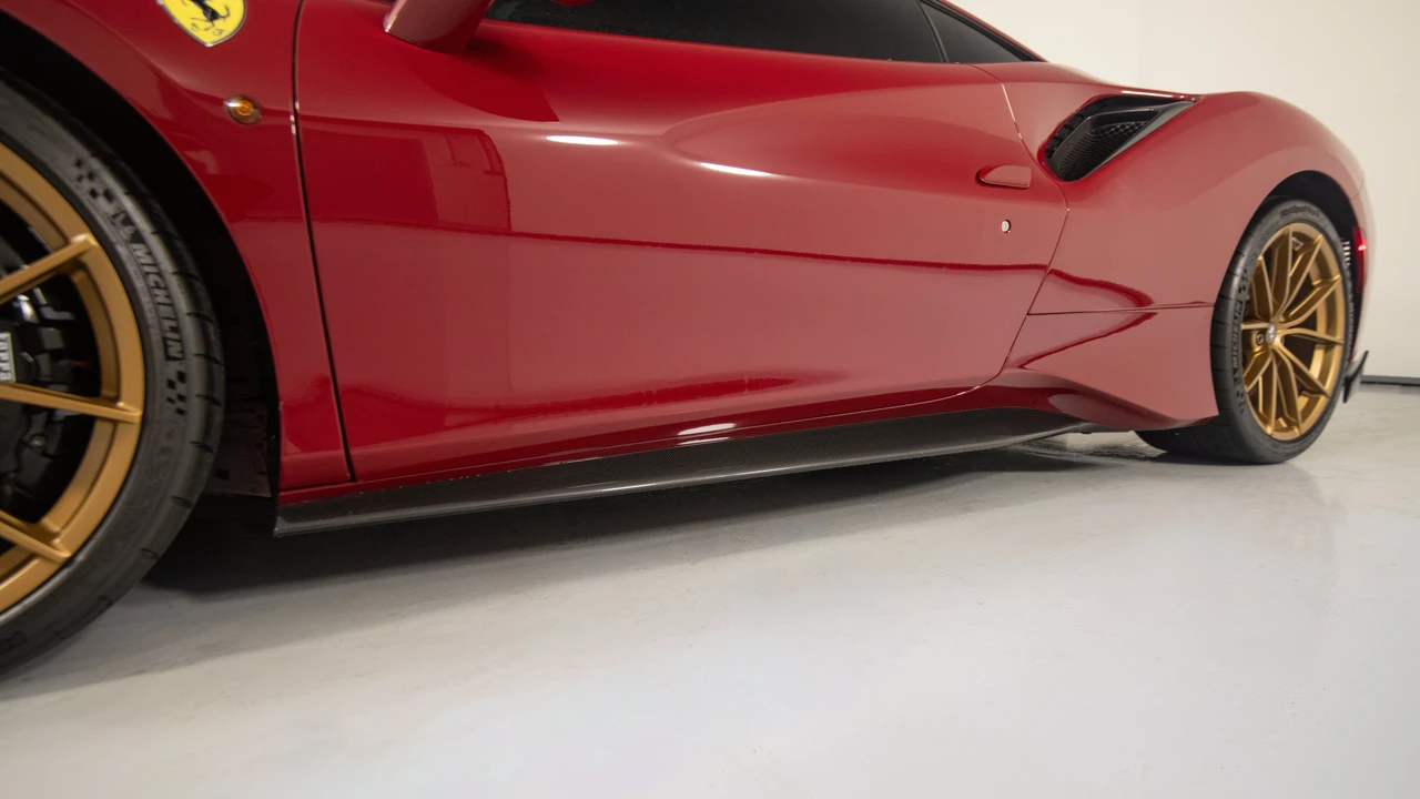2020 Ferrari 488 Pista - Image 15 of 31