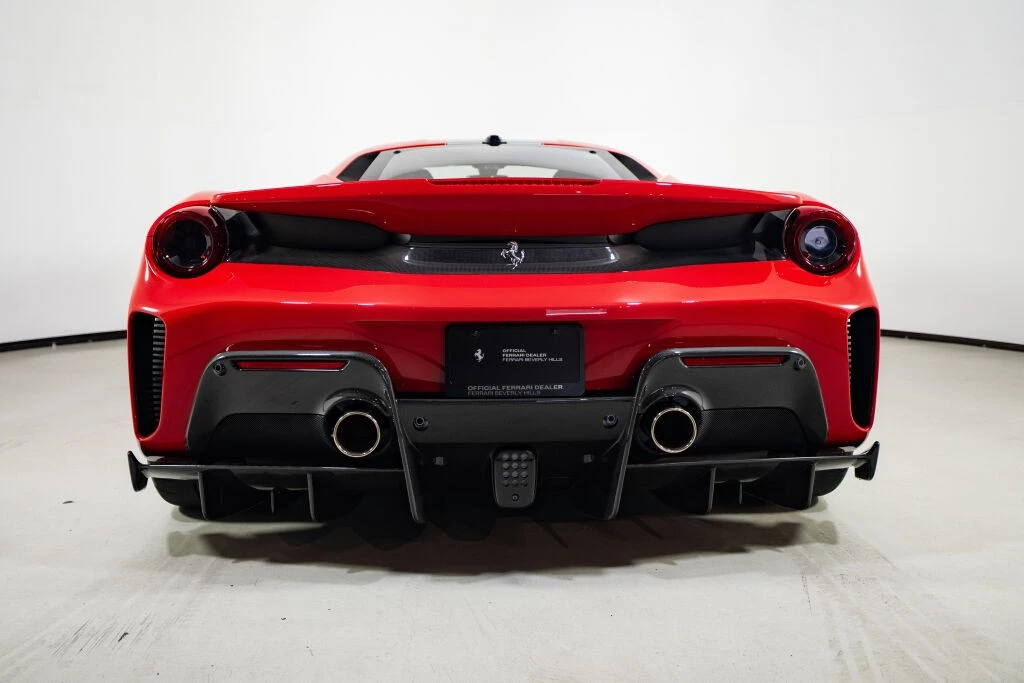 2020 Ferrari 488 Pista - Image 9 of 31
