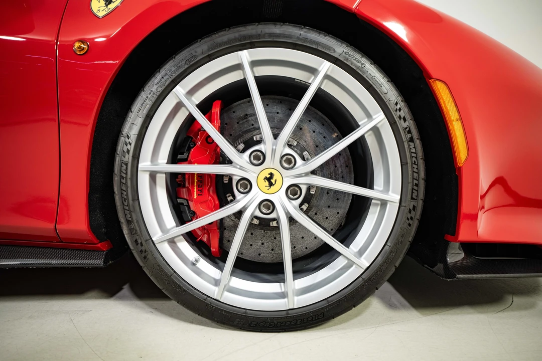 2020 Ferrari 488 Pista - Image 17 of 31