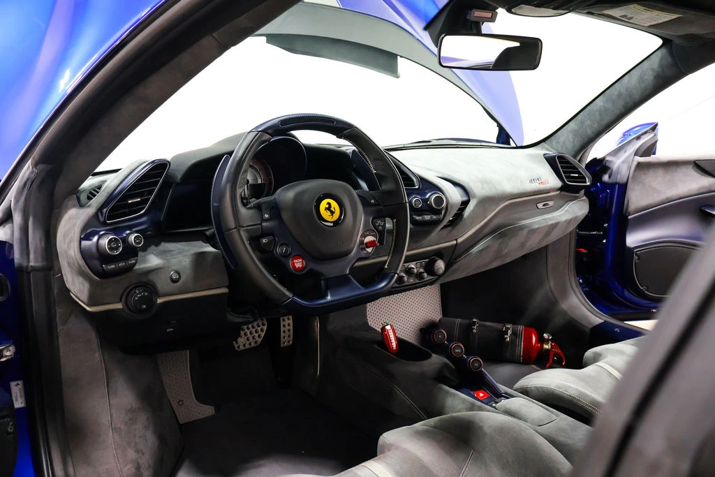 2020 Ferrari 488 Pista - Image 29 of 31