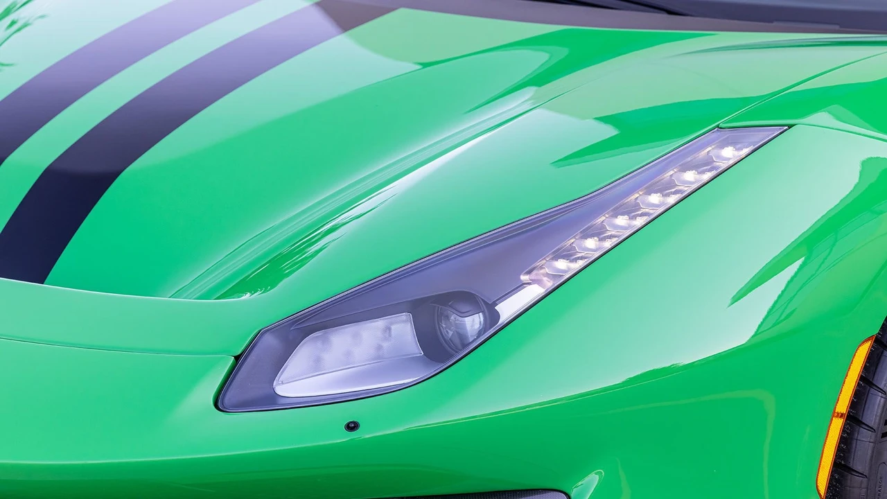 2020 Ferrari 488 Pista - Image 11 of 31