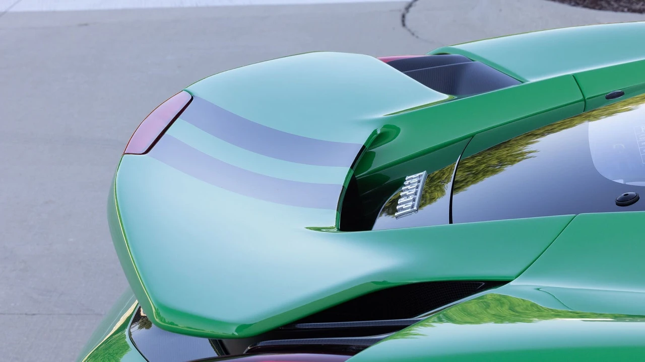 2020 Ferrari 488 Pista - Image 24 of 31