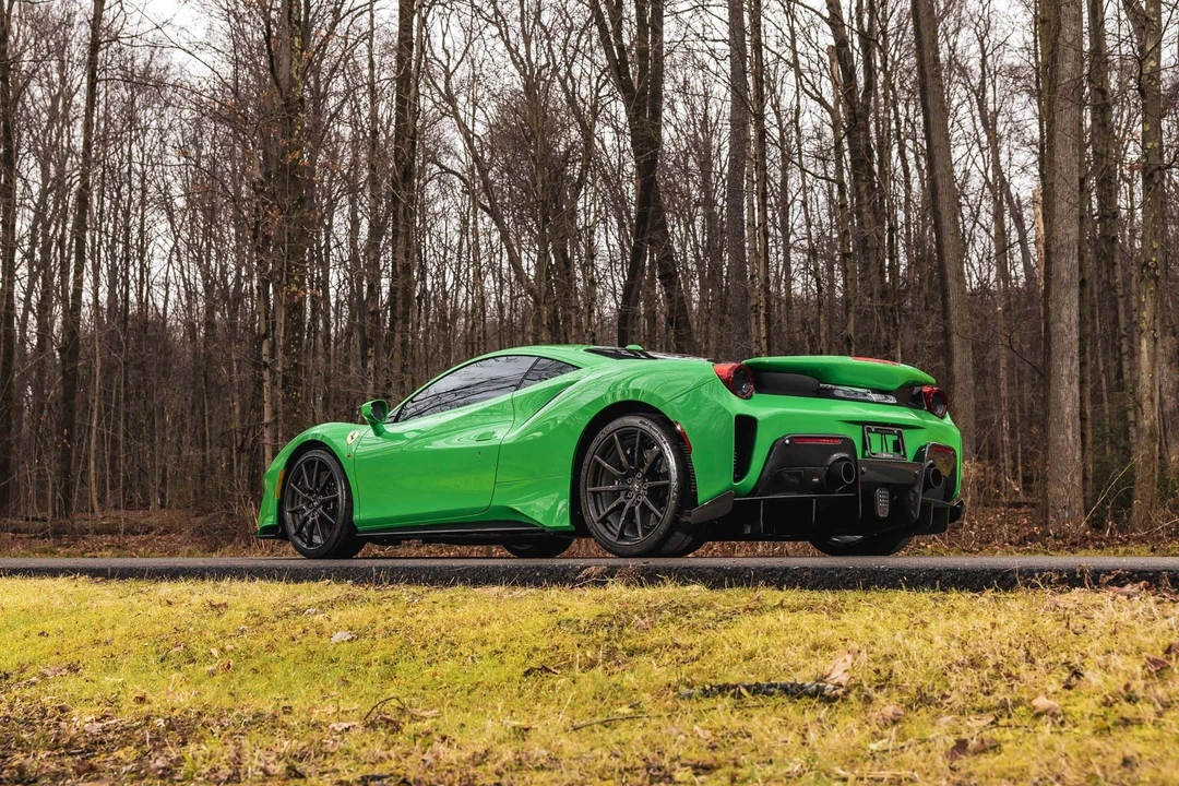 2020 Ferrari 488 Pista - Image 14 of 31