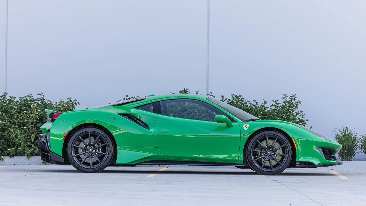 2020 Ferrari 488 Pista - Image 4 of 31