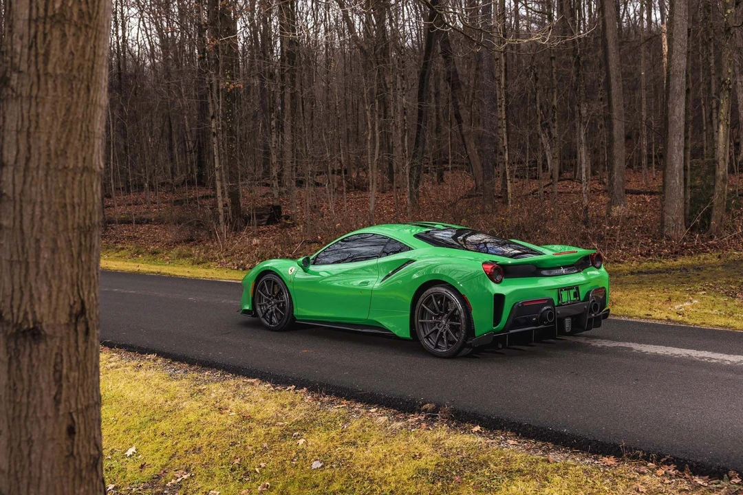 2020 Ferrari 488 Pista - Image 17 of 31