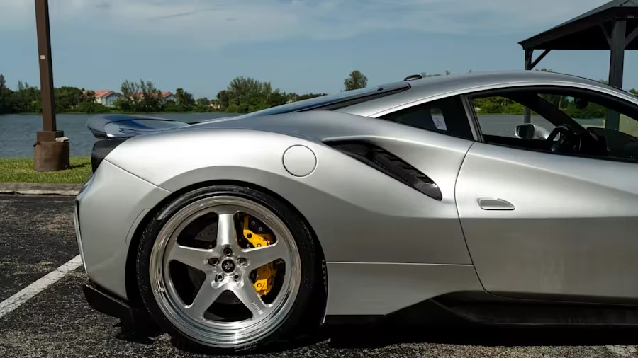 2020 Ferrari 488 Pista - Image 10 of 31