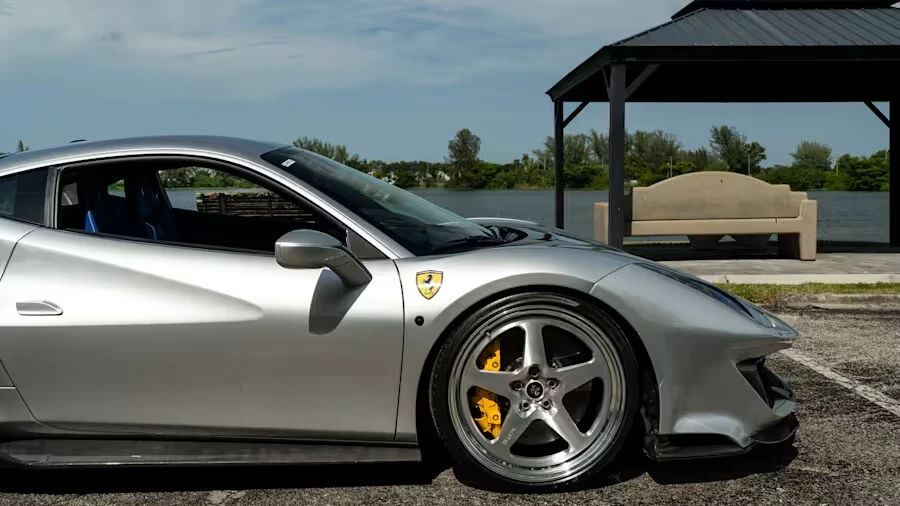 2020 Ferrari 488 Pista - Image 9 of 31
