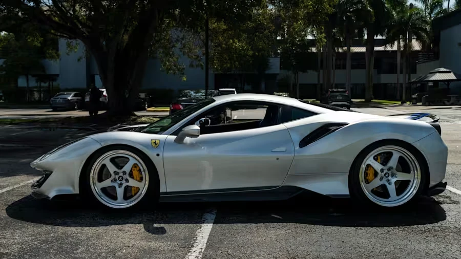 2020 Ferrari 488 Pista - Image 2 of 31