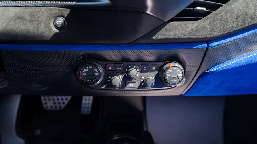 2020 Ferrari 488 Pista - Image 21 of 31