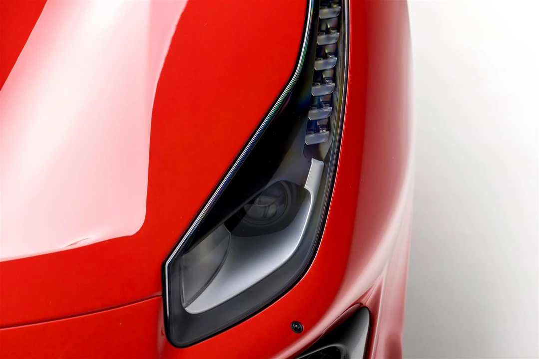 2020 Ferrari 488 Pista - Image 28 of 31
