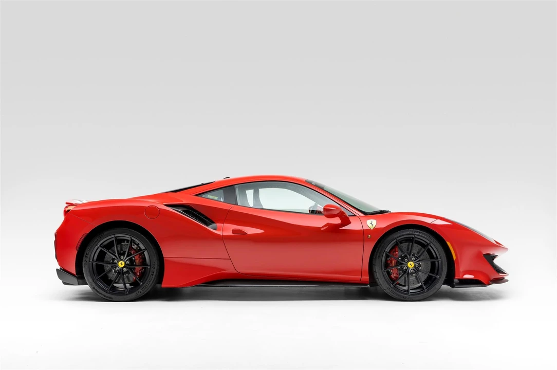 2020 Ferrari 488 Pista - Image 18 of 31