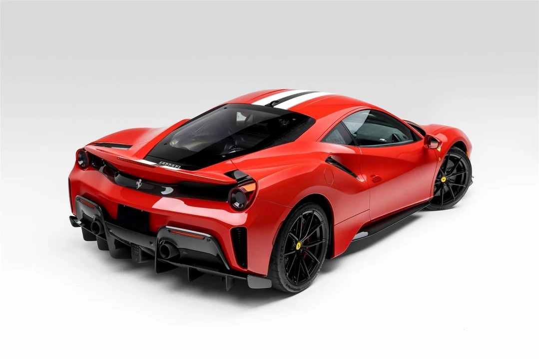 2020 Ferrari 488 Pista - Image 13 of 31