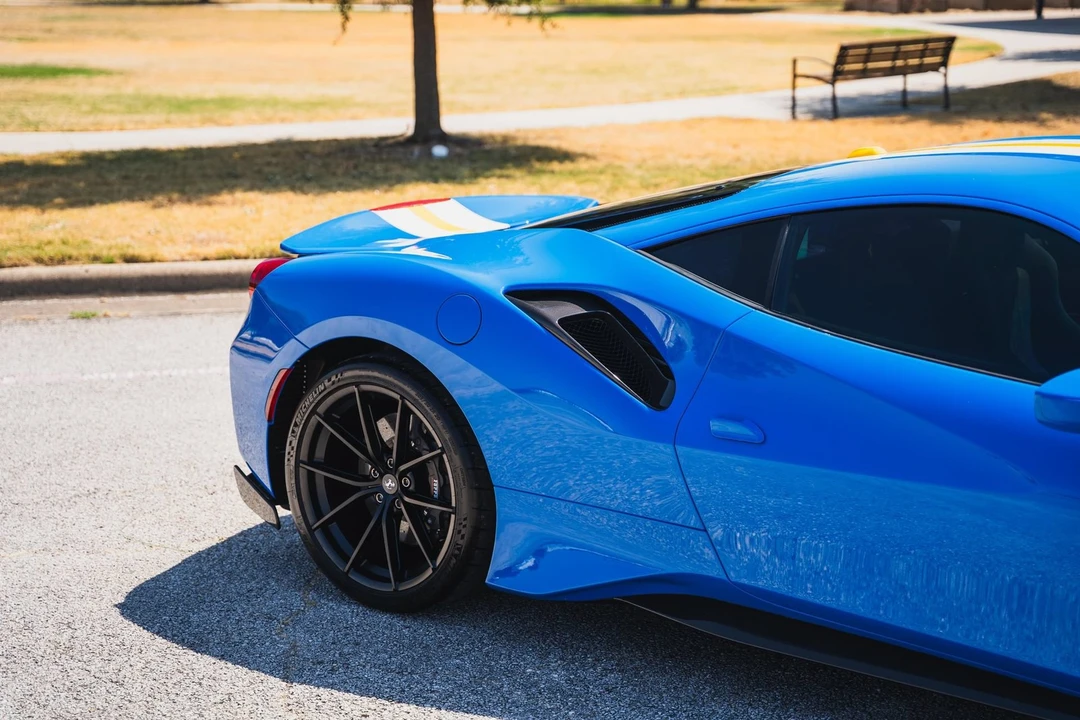 2020 Ferrari 488 Pista - Image 30 of 31
