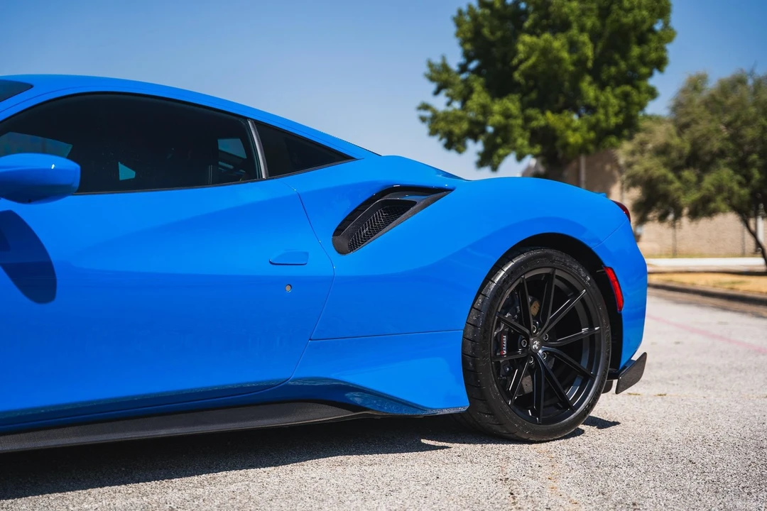 2020 Ferrari 488 Pista - Image 11 of 31