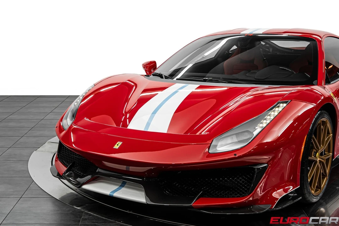 2020 Ferrari 488 Pista - Image 16 of 31